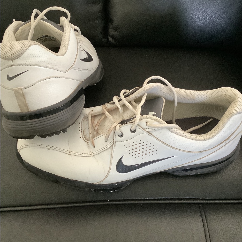 NIKE Durasport III 3 Soft Spike Golf Shoes